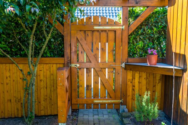 Wood Gate Repair in Ashburn