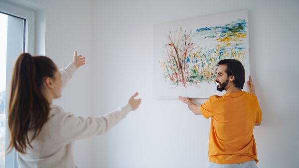 Cost of Artwork Hanging in Ashburn