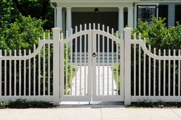 Cost of Fence Gate Adjustment in Ashburn