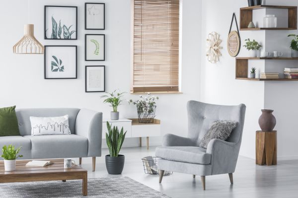 Cost of Wall Decor Hanging in Ashburn